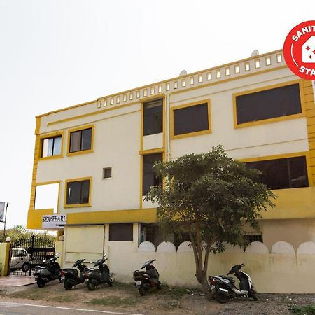 Oyo 69511 Hotel Sea E Pearl Višákhapatnam Exteriér fotografie