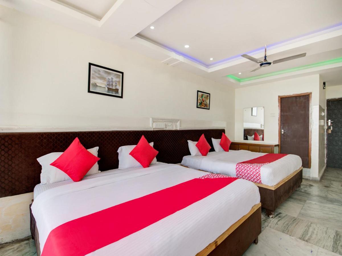 Oyo 69511 Hotel Sea E Pearl Višákhapatnam Exteriér fotografie