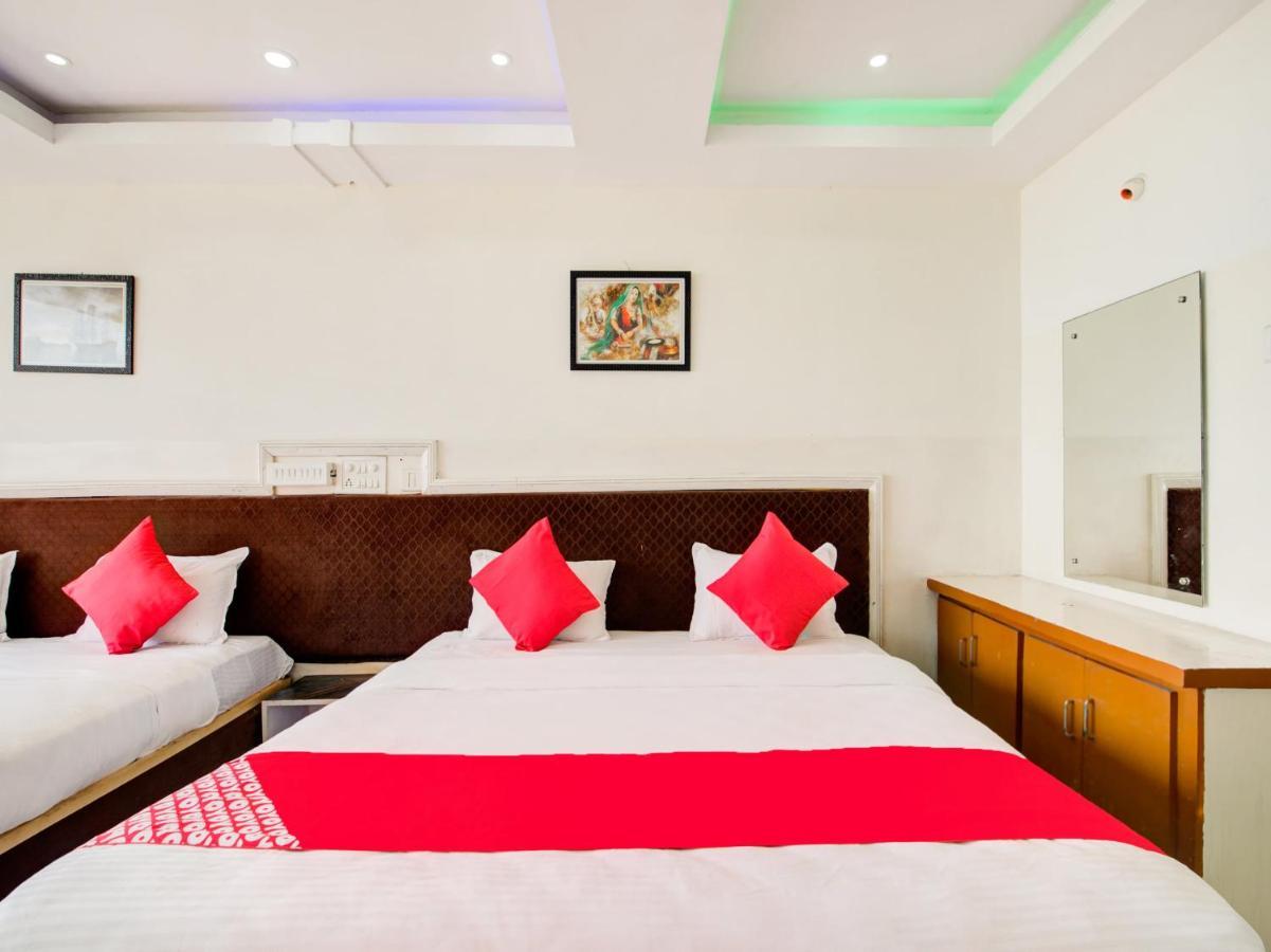 Oyo 69511 Hotel Sea E Pearl Višákhapatnam Exteriér fotografie